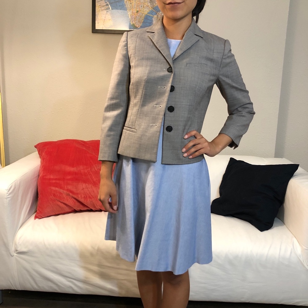 Ann Taylor: Crop Grey Blazer